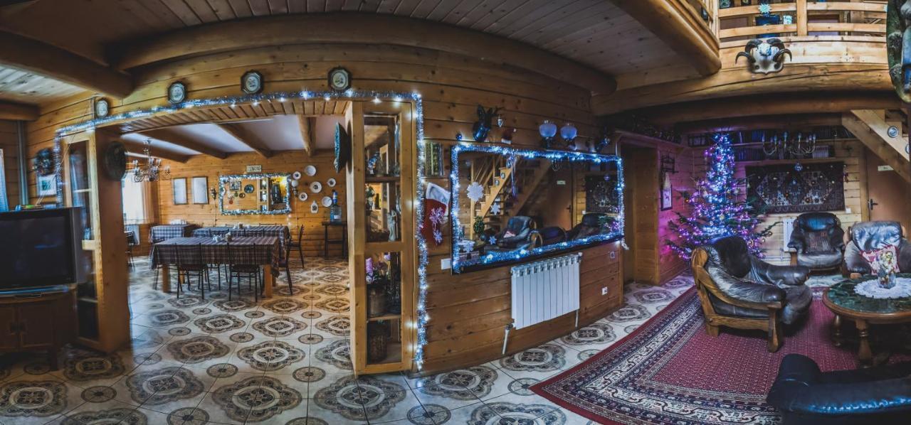 Myslovka 12 Months Estate旅馆 外观 照片