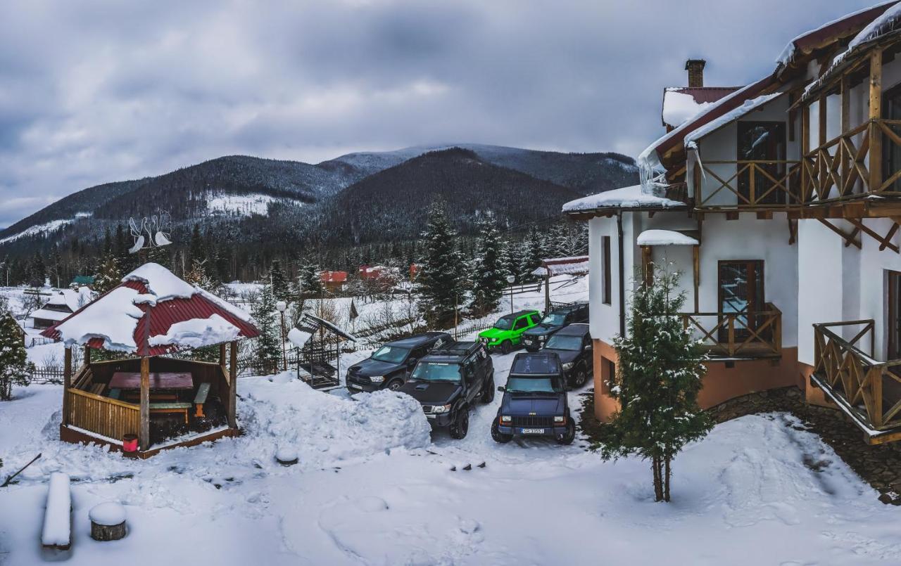 Myslovka 12 Months Estate旅馆 外观 照片